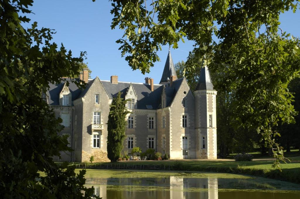 Chateau De Montriou Feneu Экстерьер фото